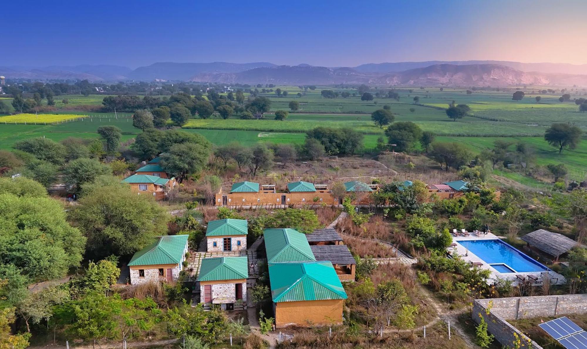 Bagh Serai - Rustic Cottage With Private Pool サワイ・マドプール エクステリア 写真