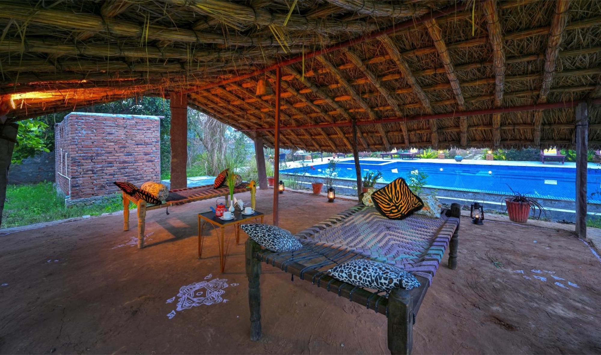 Bagh Serai - Rustic Cottage With Private Pool サワイ・マドプール エクステリア 写真